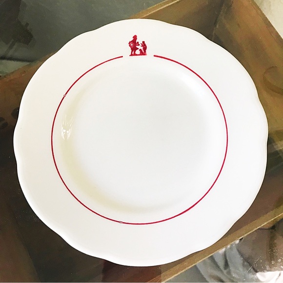 Vintage MCM Howard Johnson Restaurant Dessert Plate Maroon Pieman Buffalo China - Picture 3 of 7